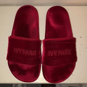 IVY PARK red slides